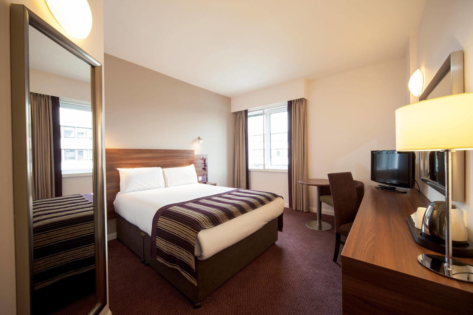Hotel Leonardo London